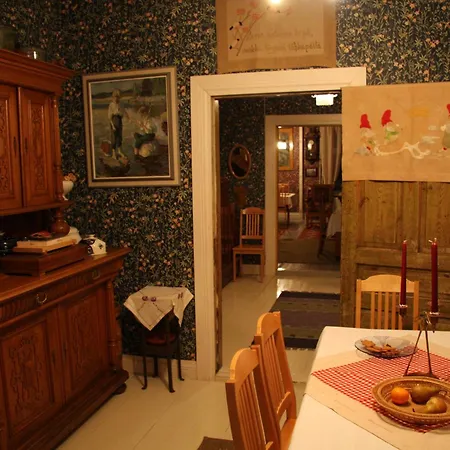 ゲストハウス Maentylaen Tila 3*