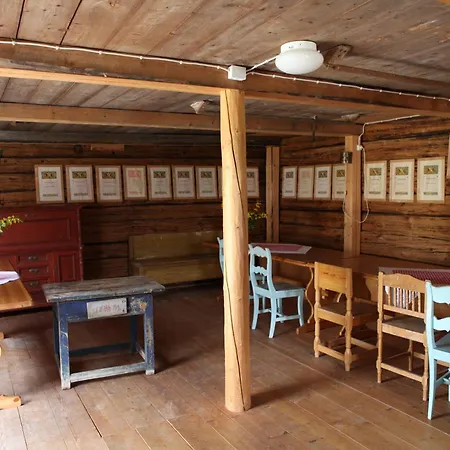 ゲストハウス Maentylaen Tila 3*