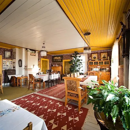 ゲストハウス Maentylaen Tila 3*