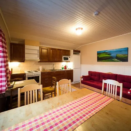 ゲストハウス Maentylaen Tila 3*